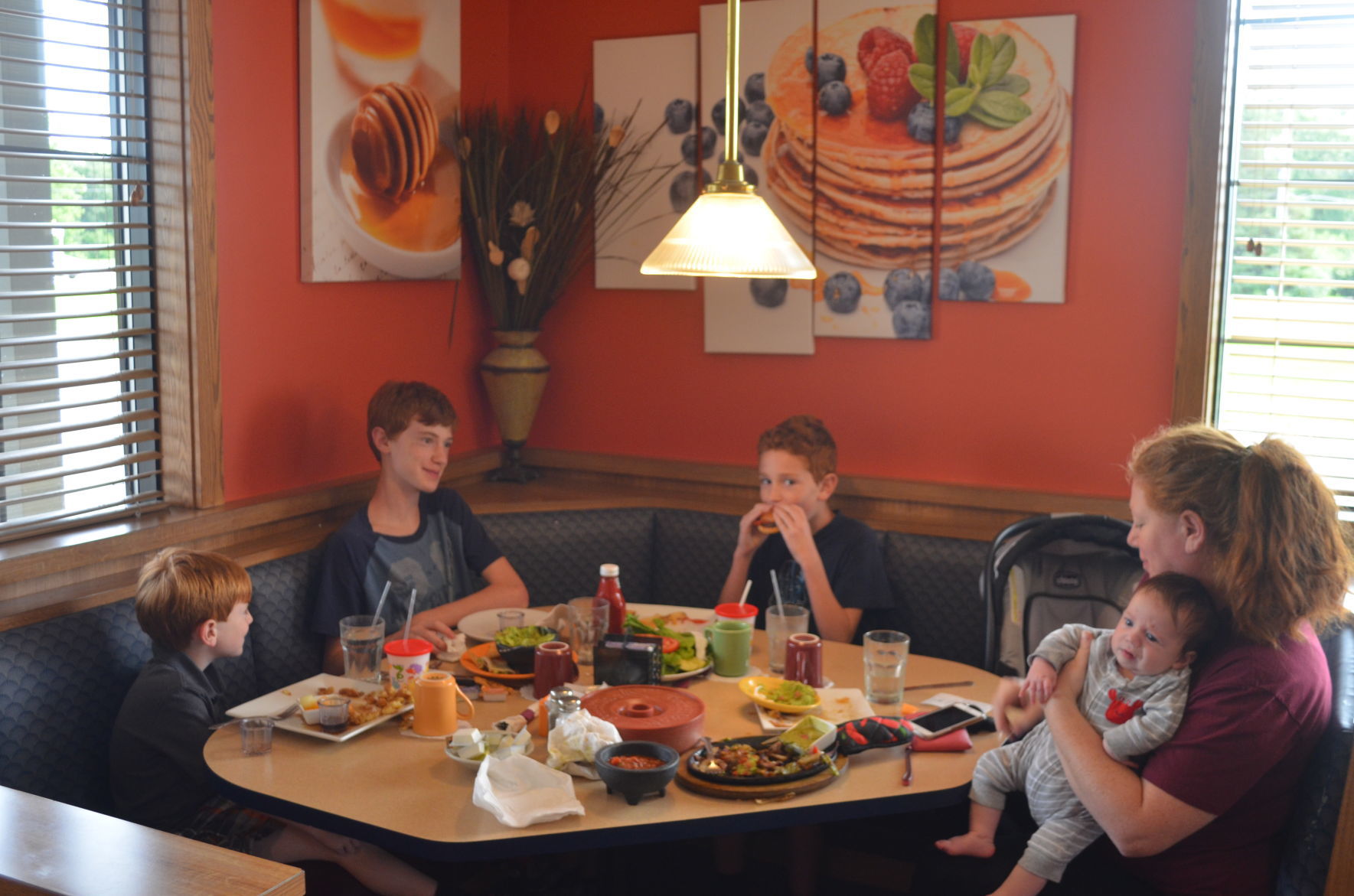 Meli Cafe Pancake House and Restaurant